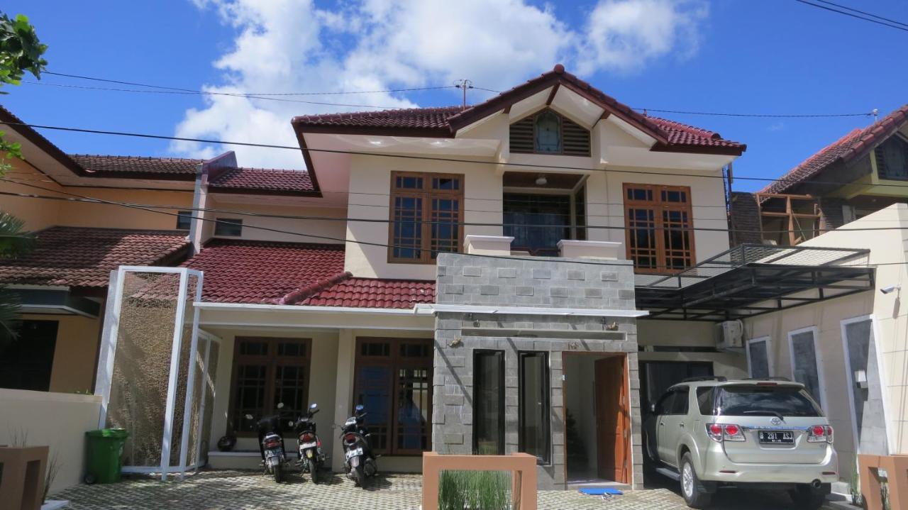 Hotel Omah Sastro 2 Yogyakarta Exterior foto