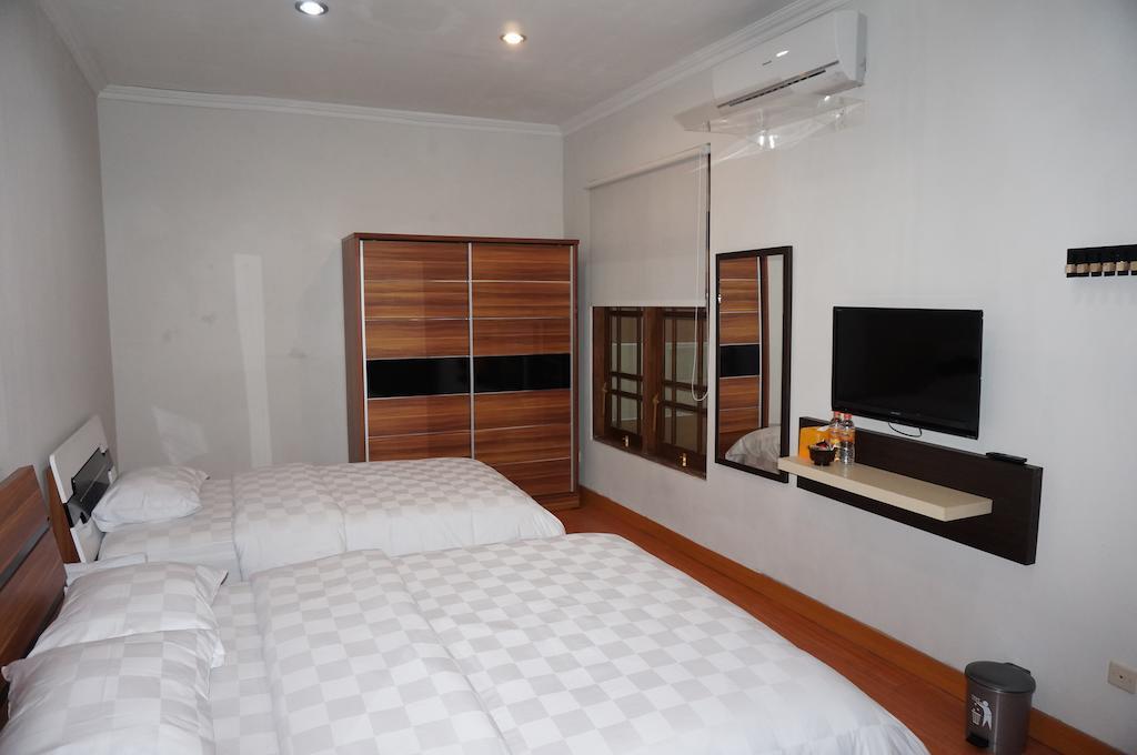 Hotel Omah Sastro 2 Yogyakarta Zimmer foto